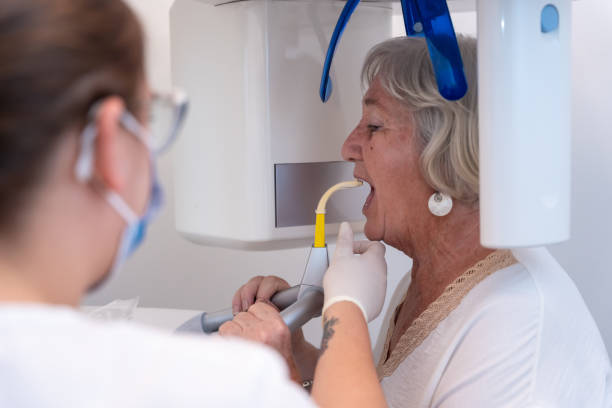 Best Walk-In Emergency Dentist in Labasas, CA